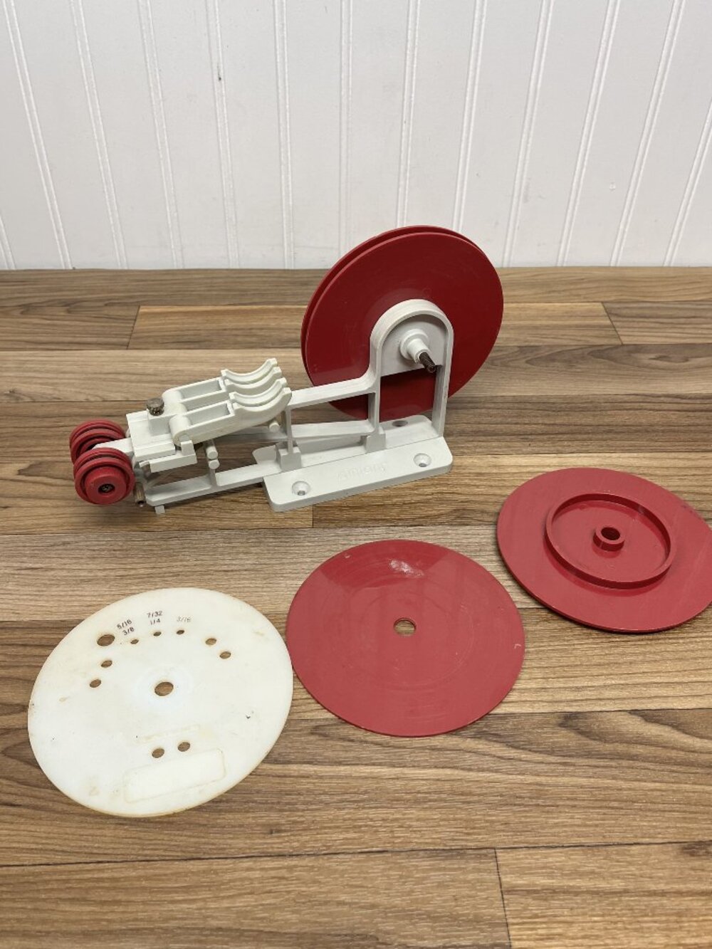Stained Glass Tool Inland EdgeMaster Glass Foiler For Fast Easy Copper Foil Tape